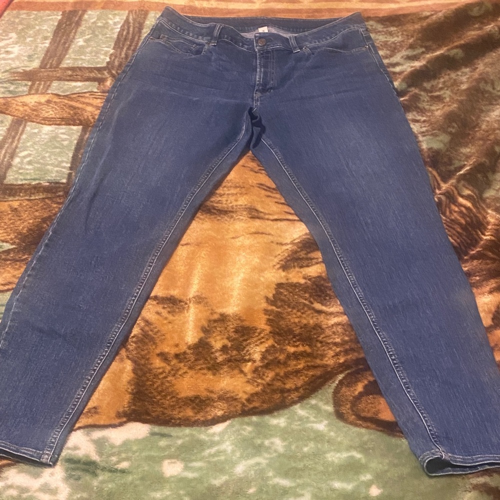 L.L. Bean Women's BeanFlex Skinny Leg Jeans in Denim Blue Size 16 M/T Denim